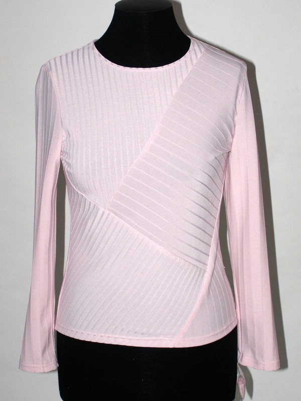 Růžové dámské elegantní tričko 16005 Andrea Martiny 40